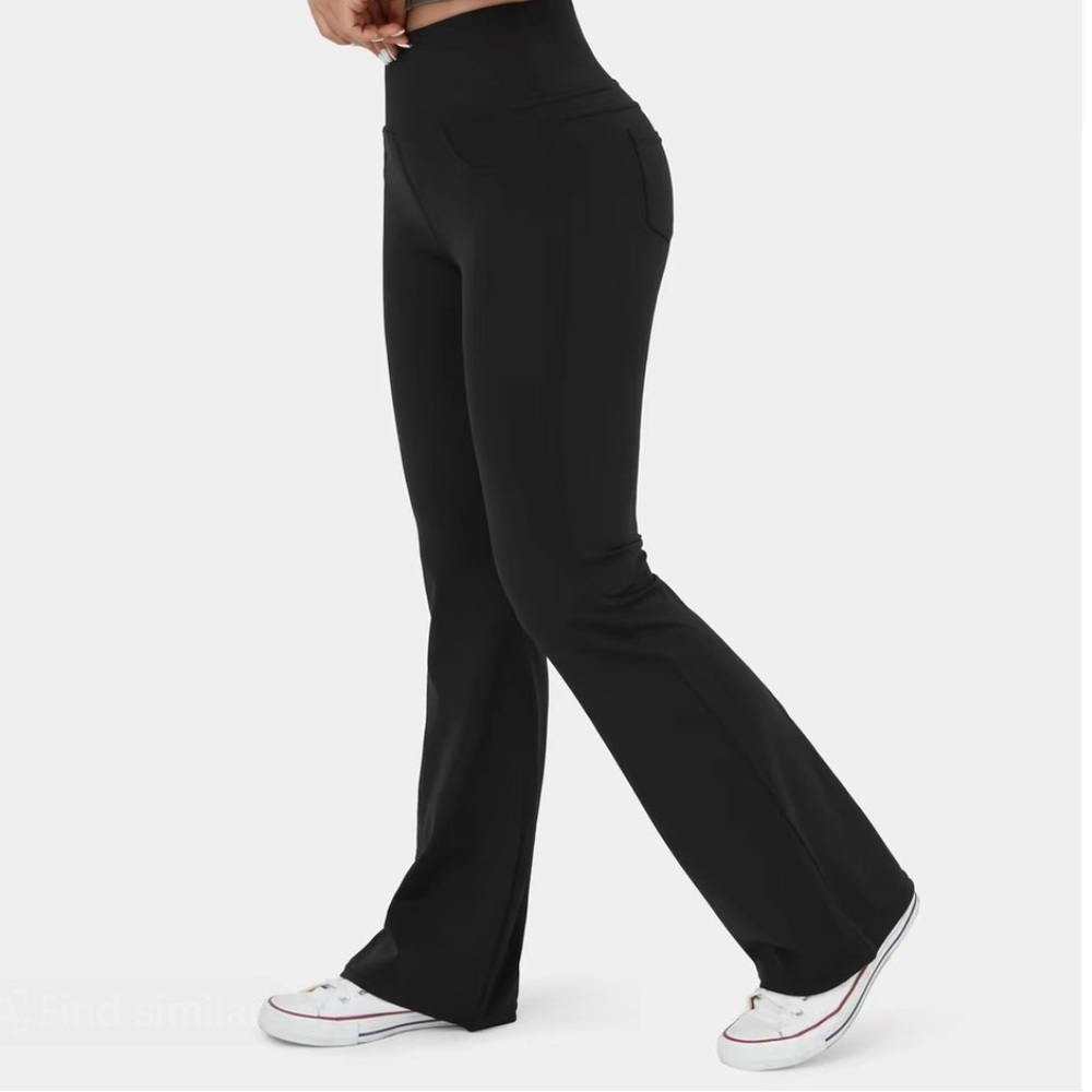 HALARA High Waisted Flare Leggings❣️